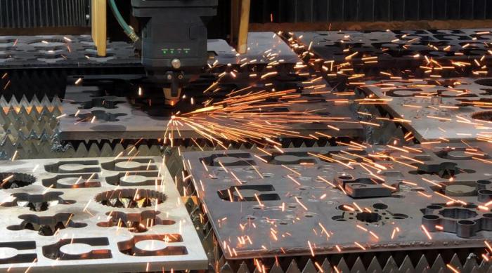 What is the reason that affects the accuracy of laser cutting?